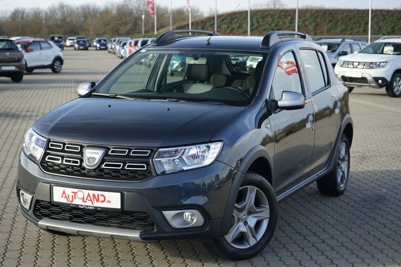 Dacia Sandero TCe 90 Stepway Navi...  Image 1