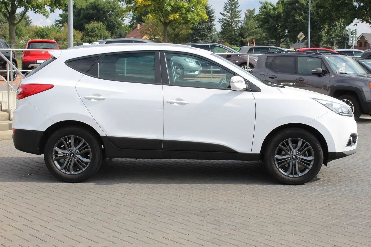 Hyundai ix35 2.0 GDI Automatik Navi...  Image 4