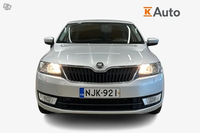 Skoda Rapid Spaceback 1,4 TSI Elegance DSG Autom. * Vakkari / Xenon / Parkkitutka * Image 4